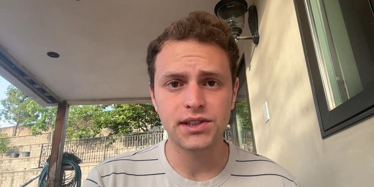 B2 stealth bomber aircraft flying against sky backdrop during U.S. military operations related to Iran tensions
