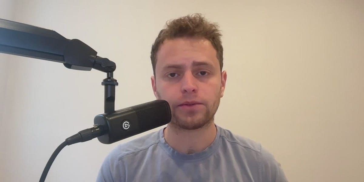 Pentagon Cracks Down on Journalists as Right Wing Commentators Denounce White House