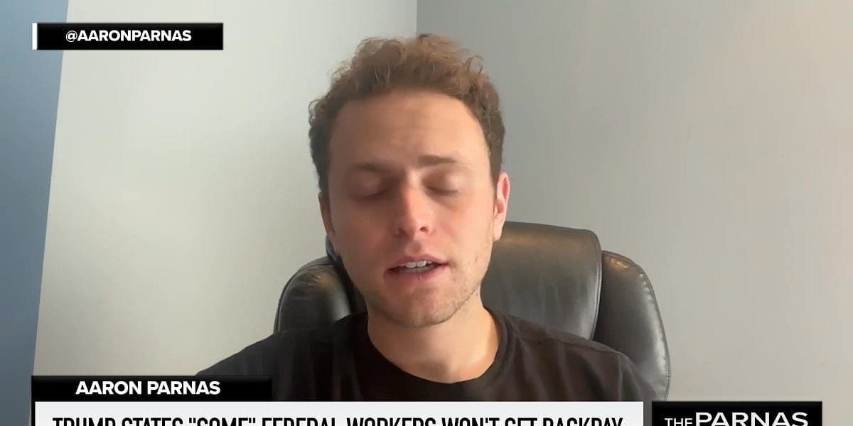 Trump Suggests Only Federal Employees Loyal to Him Will Receive Back Pay