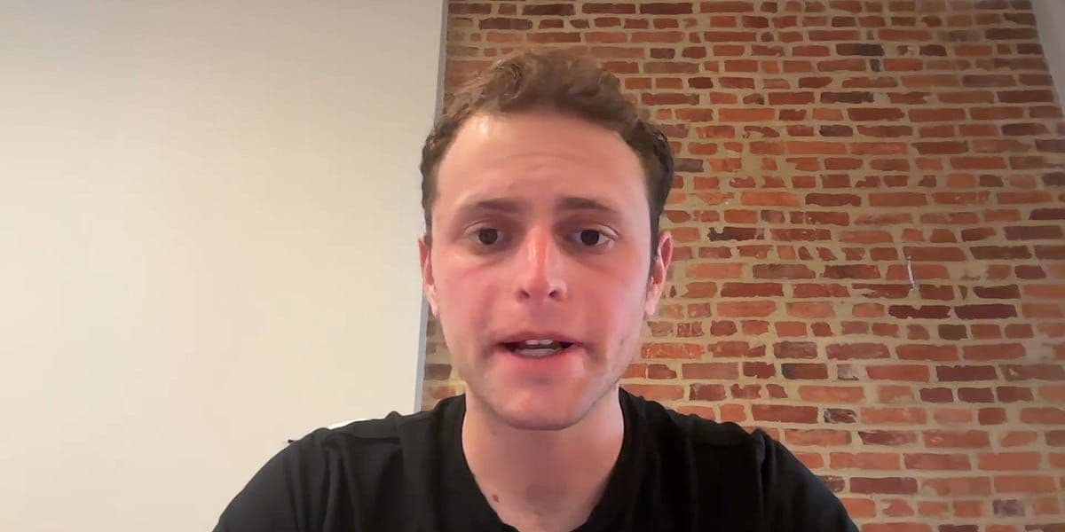 News collage featuring ICE detention facilities, FEC building, and U.S.-Ukraine diplomatic imagery