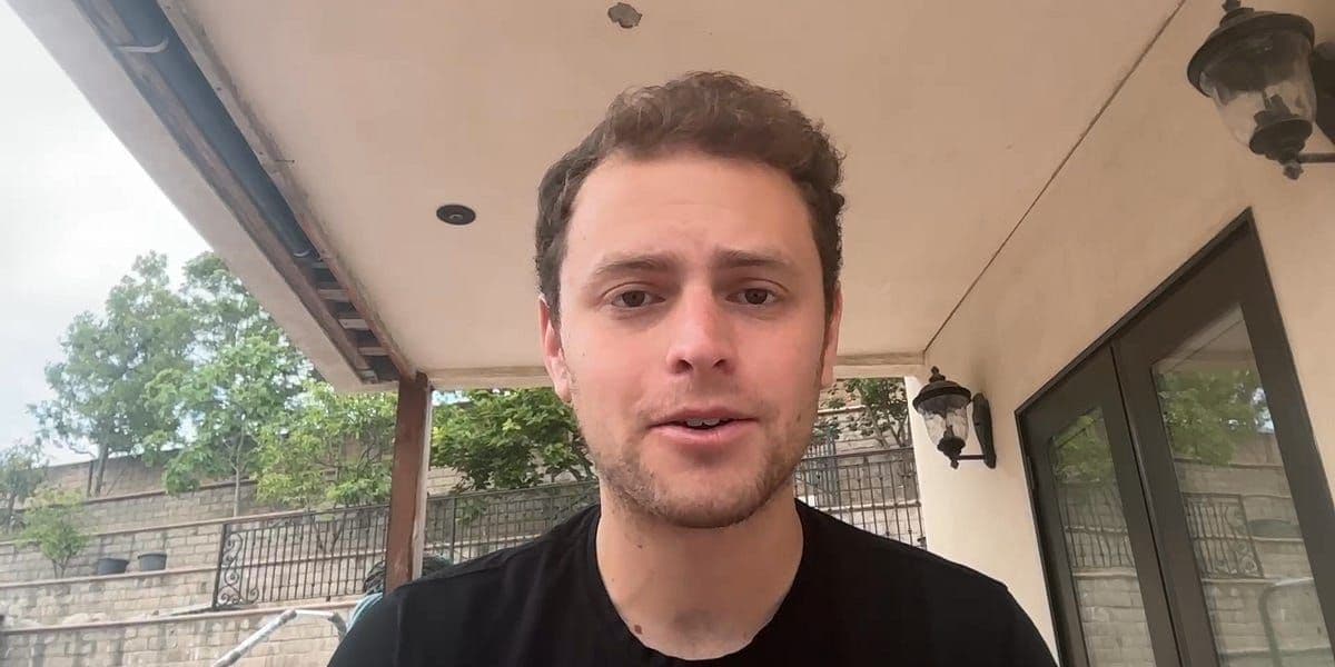 B2 Stealth Bombers on the Move Ahead of Trump's Critical National Security Meeting